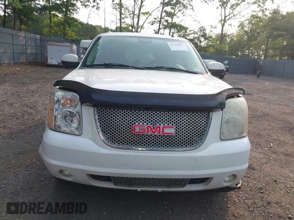2008 GMC Yukon Denali с VIN 1GKFK63878J102480, выставлен на аукционе IAAI как лот 42410257 с пробегом 258 841 миль миль и . История ставок и продаж доступна на DreamBid. Изображение 12.