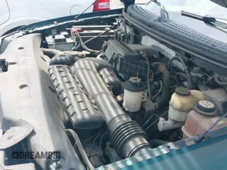 2007 Ford F-150 XLT с VIN 1FTPX14577NA13119, выставлен на аукционе IAAI как лот 42691232 с пробегом 165 968 миль миль и . История ставок и продаж доступна на DreamBid. Изображение 12.