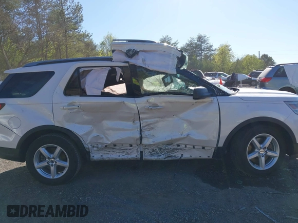 2018 Ford Explorer XLT z VIN 1FM5K7D85JGB84316, wystawiony jako IAAI lot #41817389 z przebiegiem 110 577 mil mil oraz . Historia ofert i sprzedaży dostępna na DreamBid. Obrazek 13.