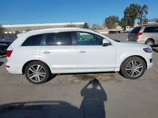 2014 Audi Q7 3.0L TDI Prestige with VIN WA1VMAFEXED008703, listed as a IAAI auction lot 41689471 with 49,658 mi miles. Bid and sale history available at carsss.com. Image 13.