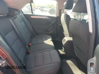 2013 Volkswagen Golf TDI w/Sunroof & Nav с VIN WVWNM7AJ2DW126888, выставлен на аукционе Copart как лот 71178964 с пробегом 148 753 миль миль и Списание • Salvage title. История ставок и продаж доступна на DreamBid. Изображение 10.