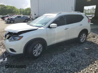2015 Nissan Rogue SL z VIN 5N1AT2MV3FC895760, wystawiony jako Copart lot #55895995 z przebiegiem 56 455 mil mil oraz Szkoda całkowita • Salvage title. Historia ofert i sprzedaży dostępna na DreamBid. Obrazek 1.