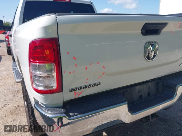 2024 Ram 2500 Big Horn with VIN 3C6UR5DJ2RG303949, listed as a IAAI auction lot 42575281 with 117,754 mi miles and . Bid and sale history available at DreamBid. Image 6.