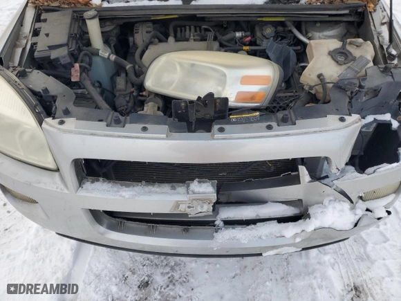 2005 Chevrolet Uplander LT with VIN 1GNDV33L45D170802, listed as a Copart auction lot 41481525 with 216,986 mi miles and Salvage Title. Bid and sale history available at carsss.com. Image 14.