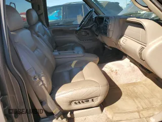 1998 Chevrolet Suburban with VIN 1GNFK16R6WJ306534, listed as a Copart auction lot 75030844 with 230,869 mi miles and Clean Title. Bid and sale history available at carsss.com. Image 7.