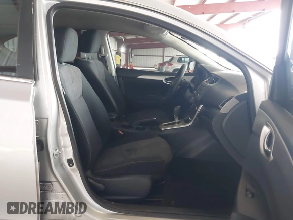 2014 Nissan Sentra SV with VIN 3N1AB7AP8EY257412, listed as a IAAI auction lot 41935044 with 180,843 mi miles and . Bid and sale history available at DreamBid. Image 5.