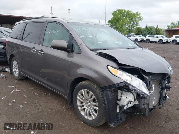 2016 Toyota Sienna XLE z VIN 5TDYK3DC3GS714599, wystawiony jako IAAI lot #42240471 z przebiegiem 135 746 mil mil oraz . Historia ofert i sprzedaży dostępna na DreamBid. Obrazek 1.