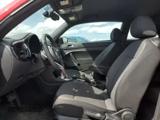 2016 Volkswagen Beetle S с VIN 3VWF07AT8GM605108, выставлен на аукционе Copart как лот 72752184 с пробегом 92 797 миль миль и Списание • Salvage title. История ставок и продаж доступна на DreamBid. Изображение 7.