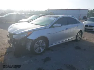 2015 Hyundai Sonata Hybrid Limited with VIN KMHEC4A44FA119321, listed as a IAAI auction lot 41517009 with 126,284 mi miles. Bid and sale history available at carsss.com. Image 18.