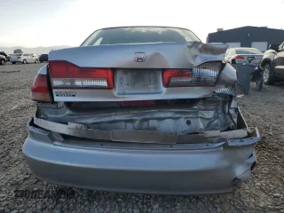 2002 Honda Accord LX z VIN JHMCG554X2C035386, wystawiony jako Copart lot #56247965 z przebiegiem Nie podano mil oraz Szkoda całkowita • Salvage title. Historia ofert i sprzedaży dostępna na DreamBid. Obrazek 6.