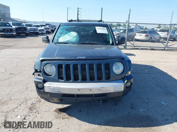 2007 Jeep Patriot Limited с VIN 1J8FF48W47D424723, выставлен на аукционе IAAI как лот 42266863 с пробегом 187 705 миль миль и . История ставок и продаж доступна на DreamBid. Изображение 12.