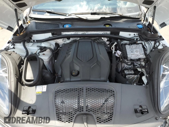 2022 Porsche Macan with VIN WP1AA2A51NLB03679, listed as a Copart auction lot 57832945 with 26,566 mi miles and Salvage title. Bid and sale history available at DreamBid. Image 12.