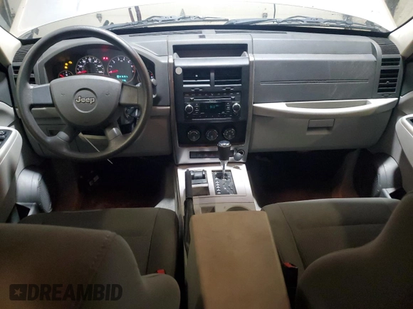 2008 Jeep Liberty Sport z VIN 1J8GN28K98W105722, wystawiony jako Copart lot #54117375 z przebiegiem 150 376 mil mil oraz Szkoda całkowita • Salvage title. Historia ofert i sprzedaży dostępna na DreamBid. Obrazek 8.