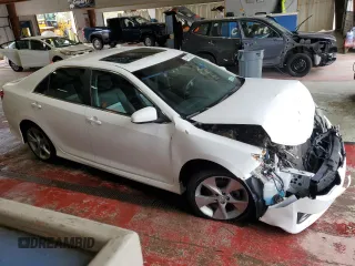 2014 Toyota Camry L with VIN 4T1BF1FKXEU743198, listed as a Copart auction lot 47455245 with 104,493 mi miles and Salvage Title. Bid and sale history available at carsss.com. Image 4.
