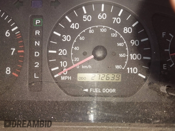1999 Toyota Sienna LE with VIN 4T3ZF13C1XU112717, listed as a IAAI auction lot 41725827 with 272,639 mi miles. Bid and sale history available at carsss.com. Image 15.