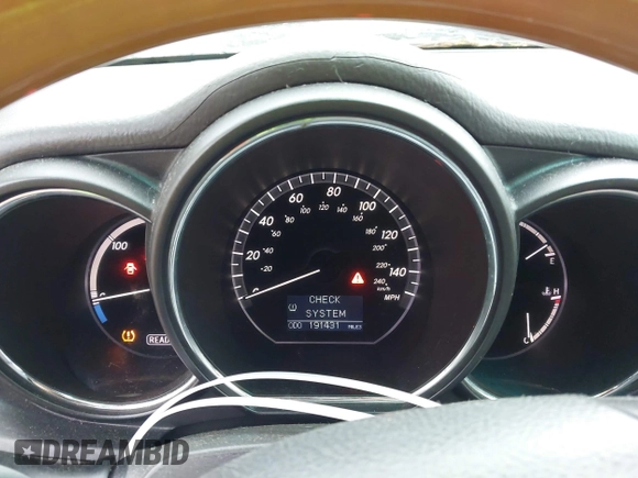 2007 Lexus RX 400h with VIN JTJGW31UX72001443, listed as a IAAI auction lot 42174586 with 191,431 mi miles and . Bid and sale history available at DreamBid. Image 7.