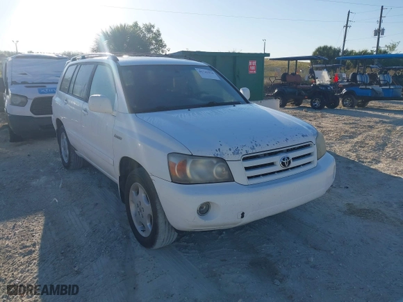 2005 Toyota Highlander with VIN JTEDP21A750067035, listed as a IAAI auction lot 41741920 with 343,338 mi miles. Bid and sale history available at carsss.com. Image 1.