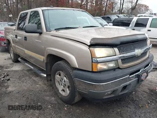 2005 Chevrolet Silverado 1500 LT with VIN 2GCEK13T951250845, listed as a IAAI auction lot 41093130 with 131,092 mi miles and . Bid and sale history available at DreamBid. Image 1.