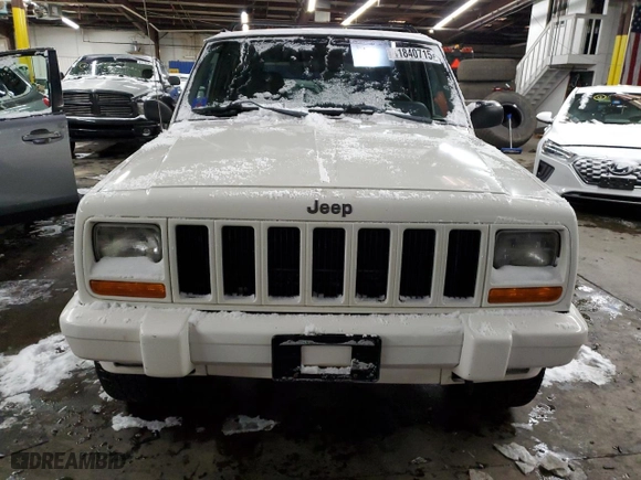 1998 Jeep Cherokee Sport with VIN 1J4FJ68S2WL120089, listed as a Copart auction lot 41840715 with 237,688 mi miles and Salvage Title. Bid and sale history available at carsss.com. Image 5.