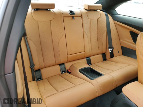 2022 BMW 2 Series 230i z VIN 3MW23CM08N8C50009, wystawiony jako Copart lot #55574415 z przebiegiem 65 654 mil mil oraz Szkoda całkowita • Salvage title. Historia ofert i sprzedaży dostępna na DreamBid. Obrazek 10.