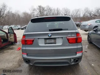 2011 BMW X5 35i with VIN 5UXZV4C52BL407776, listed as a IAAI auction lot 41538832 with 108,546 mi miles. Bid and sale history available at carsss.com. Image 16.