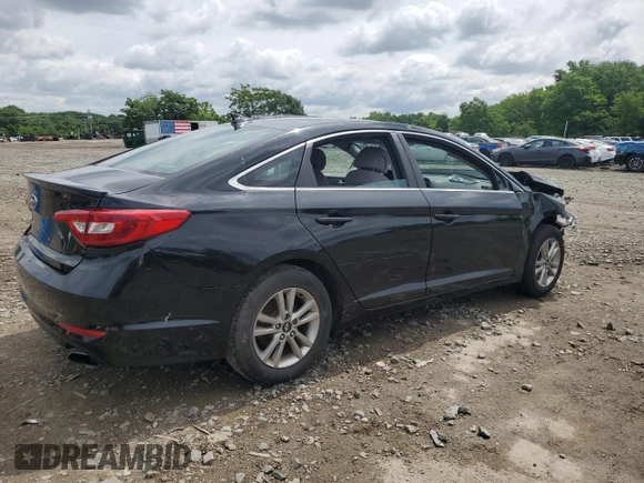 2015 Hyundai Sonata SE z VIN 5NPE24AF9FH174865, wystawiony jako Copart lot #60498875 z przebiegiem 51 350 mil mil oraz Czysty tytuł • Clean title. Historia ofert i sprzedaży dostępna na DreamBid. Obrazek 3.