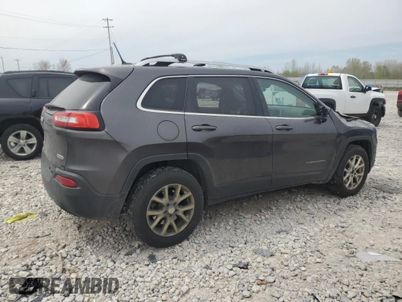 2016 Jeep Cherokee Latitude with VIN 1C4PJMCB1GW220495, listed as a Copart auction lot 53967085 with 185,044 mi miles and Clean Title. Bid and sale history available at DreamBid. Image 3.