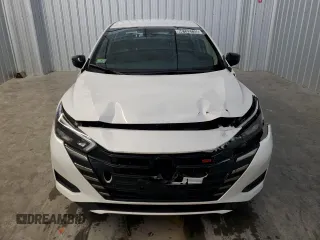 2024 Nissan Versa SR z VIN 3N1CN8FV5RL915252, wystawiony jako Copart lot #60133725 z przebiegiem 24 603 mil mil oraz Czysty tytuł • Clean title. Historia ofert i sprzedaży dostępna na DreamBid. Obrazek 5.