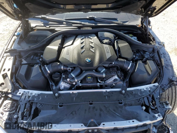 2020 BMW 5 Series M550i xDrive z VIN WBAJS7C02LCD42698, wystawiony jako Copart lot #48229785 z przebiegiem 51 896 mil mil oraz Szkoda całkowita • Salvage title. Historia ofert i sprzedaży dostępna na DreamBid. Obrazek 11.