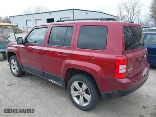 2014 Jeep Patriot Latitude with VIN 1C4NJRFB6ED540761, listed as a IAAI auction lot 41902225 with 216,442 mi miles. Bid and sale history available at carsss.com. Image 3.