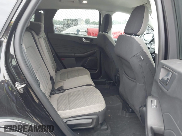 2021 Ford Escape SE z VIN 1FMCU9G6XMUA27362, wystawiony jako IAAI lot #42438771 z przebiegiem 36 040 mil mil oraz . Historia ofert i sprzedaży dostępna na DreamBid. Obrazek 8.