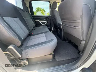 2020 Nissan Titan with VIN 1N6AA1ED8LN5011, listed as a Copart auction lot 67142895 with 132,686 mi miles and Clean title. Bid and sale history available at DreamBid. Image 6.