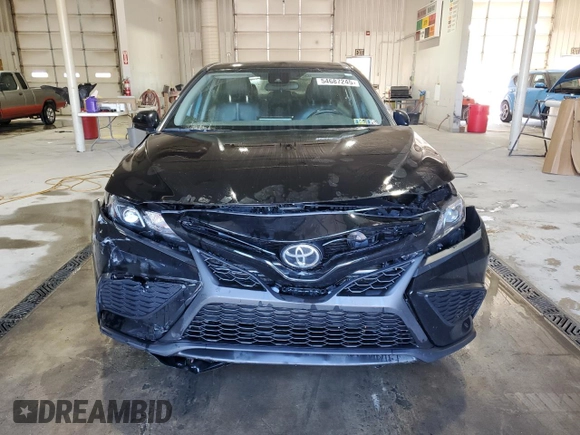 2021 Toyota Camry SE Nightshade with VIN 4T1G11AK4MU516714, listed as a Copart auction lot 54687245 with 147,616 mi miles and Salvage Title. Bid and sale history available at carsss.com. Image 5.