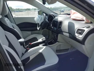 2021 Jeep Compass Altitude с VIN 3C4NJCBB6MT509974, выставлен на аукционе IAAI как лот 42541870 с пробегом 16 082 миль миль и . История ставок и продаж доступна на DreamBid. Изображение 5.