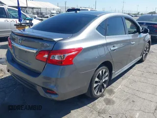 2019 Nissan Sentra S z VIN 3N1AB7AP9KY352430, wystawiony jako IAAI lot #42018960 z przebiegiem 77 266 mil mil oraz . Historia ofert i sprzedaży dostępna na DreamBid. Obrazek 4.