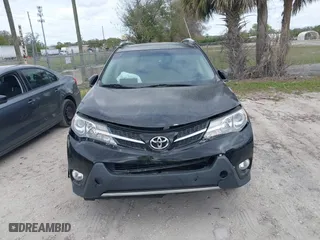 2015 Toyota RAV4 XLE with VIN 2T3WFREV9FW161453, listed as a IAAI auction lot 41645228 with 187,573 mi miles. Bid and sale history available at carsss.com. Image 6.