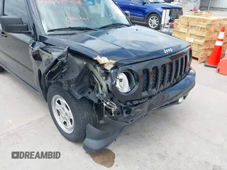 2016 Jeep Patriot Sport with VIN 1C4NJPBAXGD813933, listed as a IAAI auction lot 42064438 with 118,969 mi miles and . Bid and sale history available at DreamBid. Image 6.