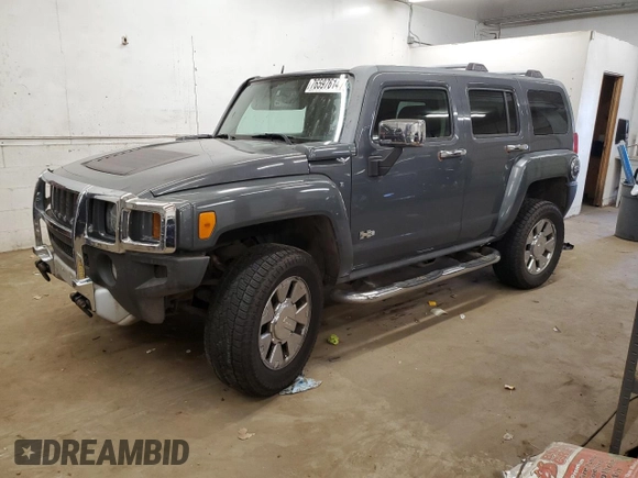 2008 Hummer H3 SUV with VIN 5GTEN13E488154656, listed as a Copart auction lot 76597614 with 189,629 mi miles and Salvage Title. Bid and sale history available at carsss.com. Image 1.