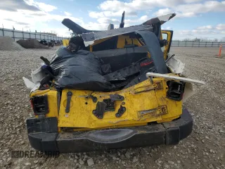 2009 Jeep Wrangler Unlimited X with VIN 1J4GZ39149L739086, listed as a Copart auction lot 43520195 with 0 mi miles and Non Repairable. Bid and sale history available at carsss.com. Image 6.