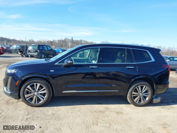2021 Cadillac XT6 Premium Luxury with VIN 1GYKPDRS8MZ175544, listed as a IAAI auction lot 41591775 with 39,290 mi miles. Bid and sale history available at carsss.com. Image 14.