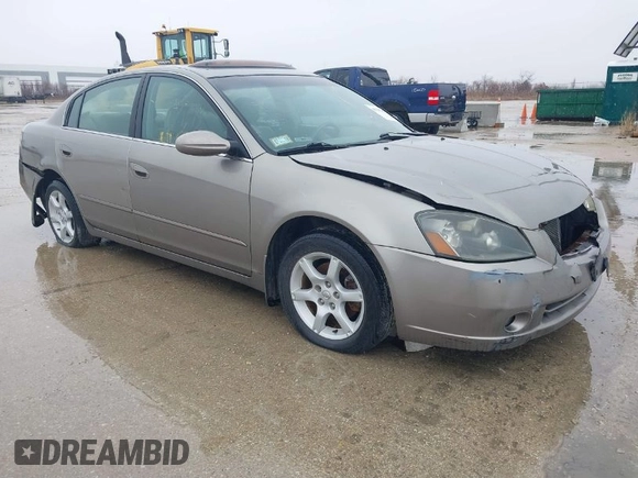 2006 Nissan Altima 2.5 S with VIN 1N4AL11D16C212180, listed as a IAAI auction lot 41707177 with 153,131 mi miles. Bid and sale history available at carsss.com. Image 1.