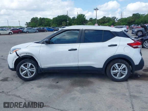 2019 Nissan Kicks SV with VIN 3N1CP5CUXKL518775, listed as a IAAI auction lot 41935426 with 37,822 mi miles and . Bid and sale history available at DreamBid. Image 15.