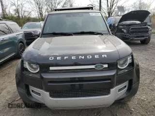 2022 Land Rover Defender S z VIN SALEJ7RX9N2079507, wystawiony jako Copart lot #54755645 z przebiegiem 26 381 mil mil oraz Szkoda całkowita • Salvage title. Historia ofert i sprzedaży dostępna na DreamBid. Obrazek 5.