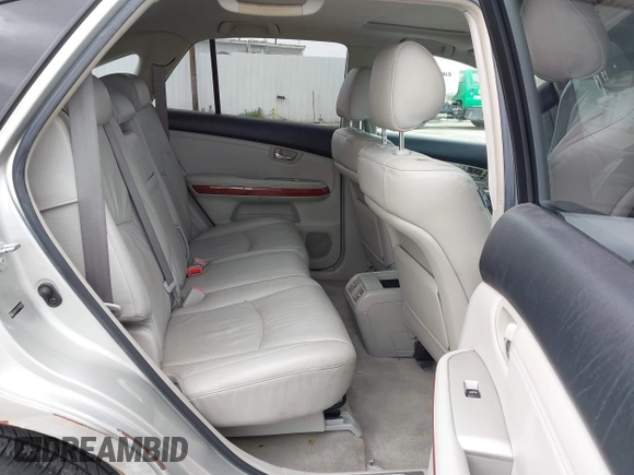 2007 Lexus RX 350 with VIN JTJGK31U170004285, listed as a IAAI auction lot 42110940 with 202,101 mi miles and . Bid and sale history available at carsss.com. Image 8.