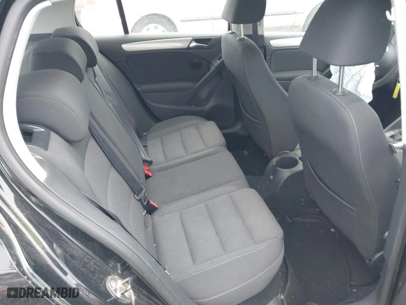 2010 Volkswagen Golf with VIN WVWDB7AJ3AW427411, listed as a IAAI auction lot 41849440 with 62,093 mi miles. Bid and sale history available at carsss.com. Image 8.