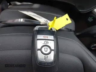 2022 Ford Escape SE z VIN 1FMCU0G6XNUB66534, wystawiony jako IAAI lot #42129812 z przebiegiem 28 836 mil mil oraz . Historia ofert i sprzedaży dostępna na DreamBid. Obrazek 11.