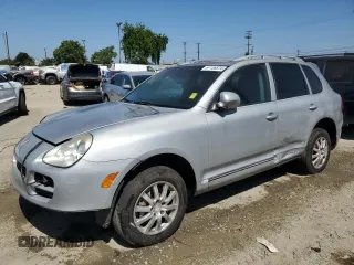 2005 Porsche Cayenne with VIN WP1AA29P55LA23789, listed as a Copart auction lot 61156574 with 166,621 mi miles and Clean Title. Bid and sale history available at carsss.com. Image 1.
