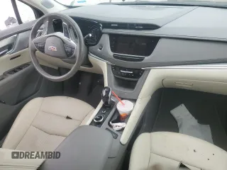 2022 Cadillac XT5 FWD Premium Luxury z VIN 1GYKNCRS5NZ174787, wystawiony jako Copart lot #47541075 z przebiegiem 31 357 mil mil oraz Szkoda całkowita • Salvage title. Historia ofert i sprzedaży dostępna na DreamBid. Obrazek 8.