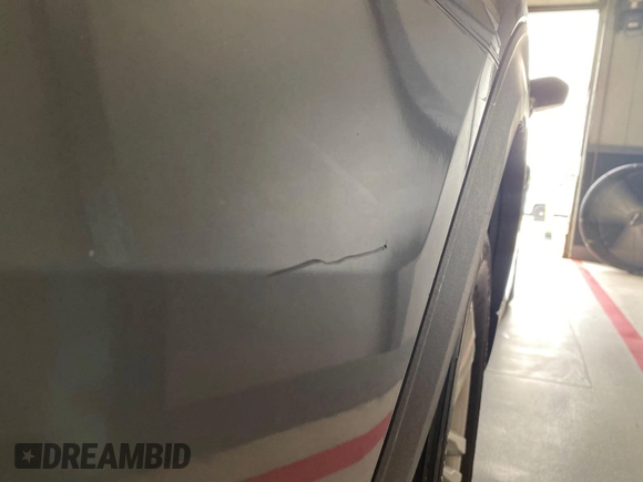 2022 Ford Explorer XLT with VIN 1FMSK8DH5NGB39343, listed as a IAAI auction lot 42788984 with 118,323 mi miles and . Bid and sale history available at DreamBid. Image 2.