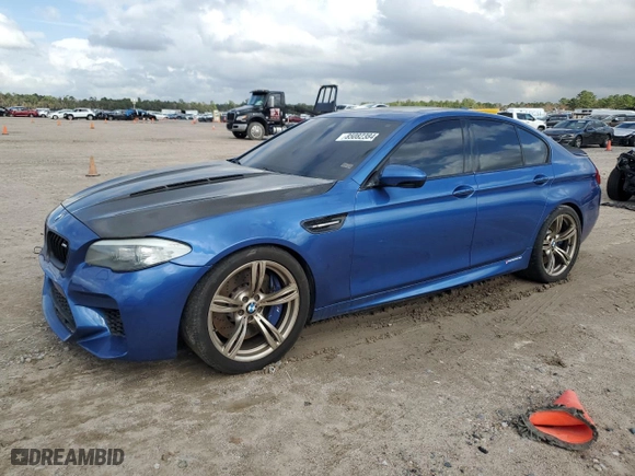 2013 BMW M5 with VIN WBSFV9C51DC772687, listed as a Copart auction lot 85082384 with 81,130 mi miles and Clean Title. Bid and sale history available at carsss.com. Image 1.